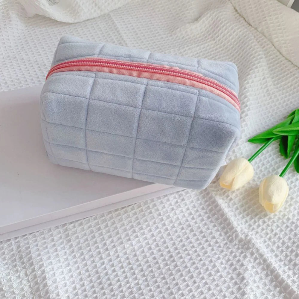 Plush Velvet Makeup Bag For Women, Portable Barrel Cosmetic Organizer With Zipper