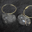 Pet Hair Memorial Keychain, Cat-Shaped Resin Storage Capsule For Cat And Dog Fur Keepsake displayed as a sentimental pet memorial accessory